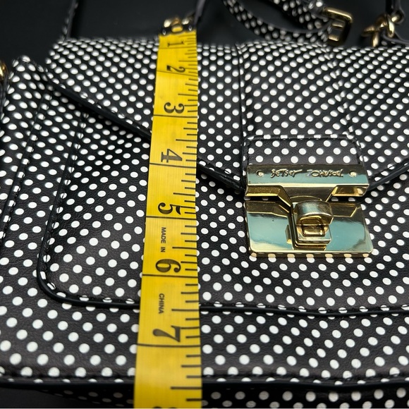 Betsey Johnson Black & White Polka Dot Crossbody/Bag 7.5 x 11” x 3” - Picture 7 of 14